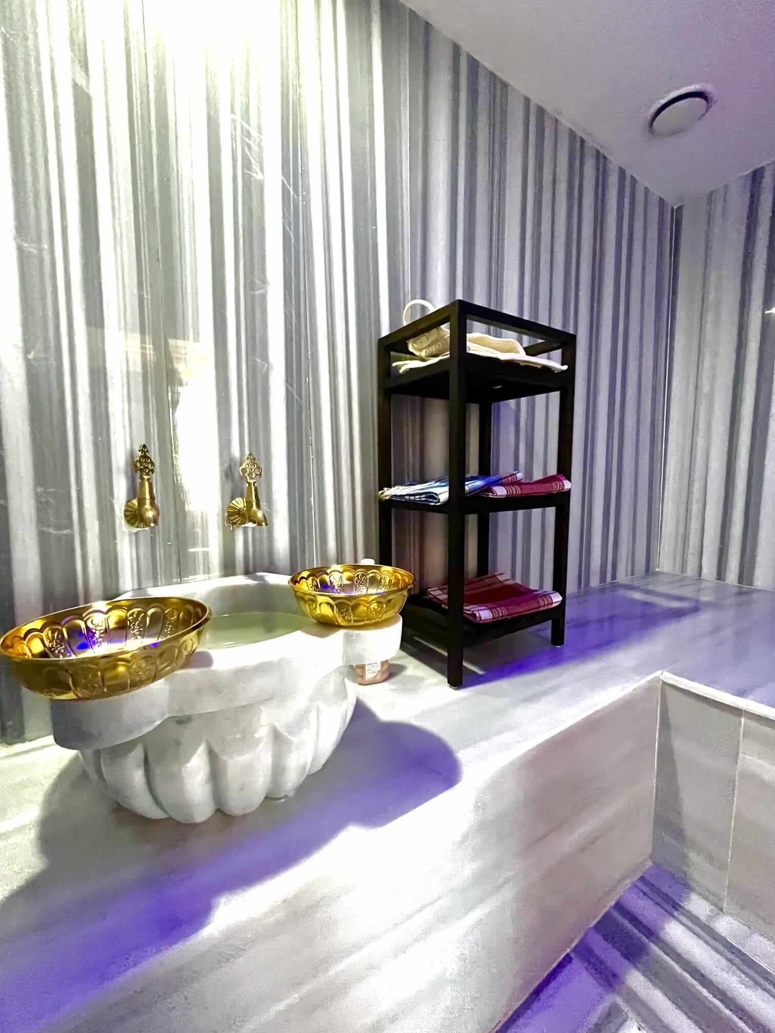 İstanbul Türk Hamamlı Aile Odası 