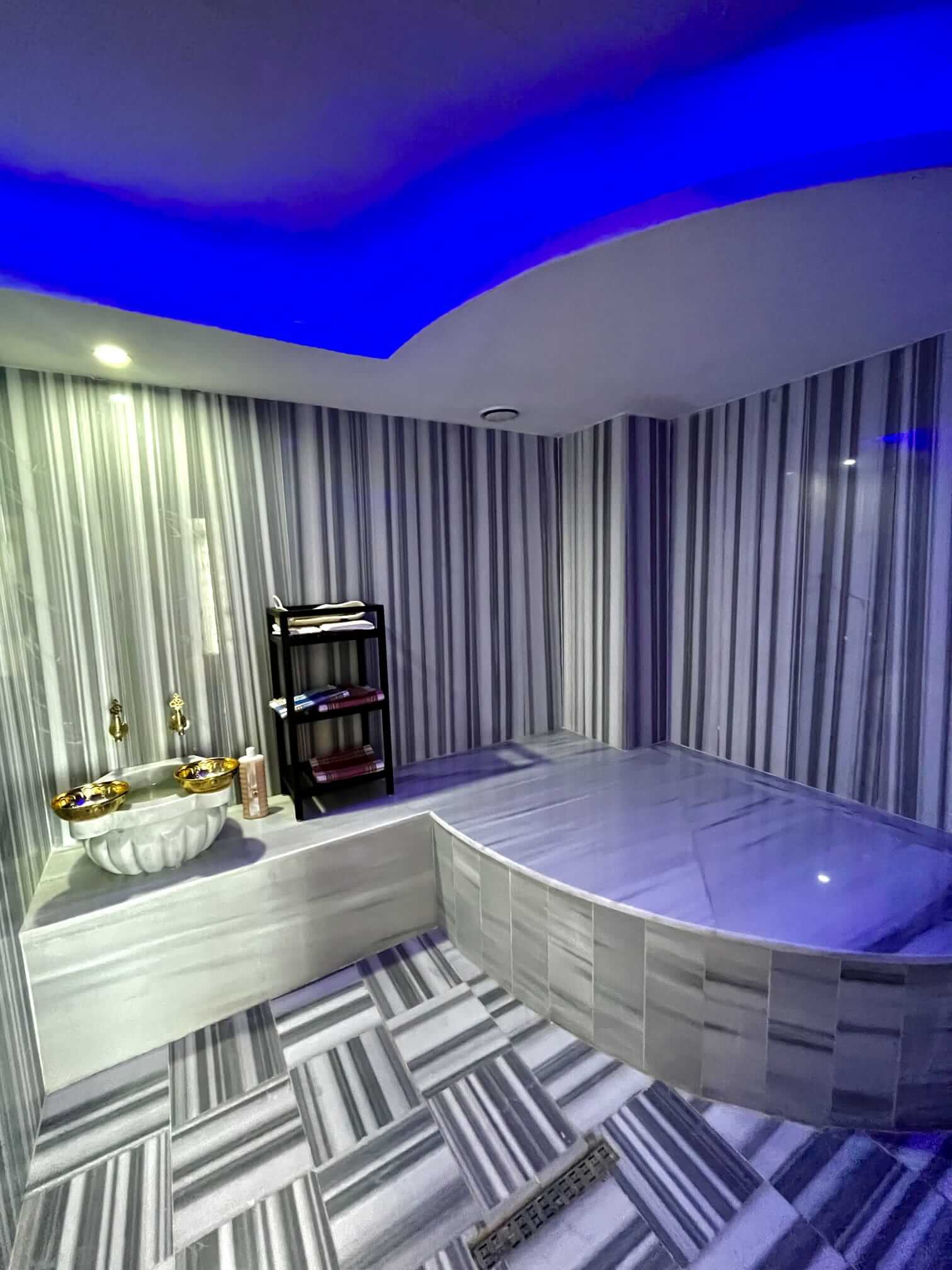 Kurtöy Türk Hamamlı Aile Odası